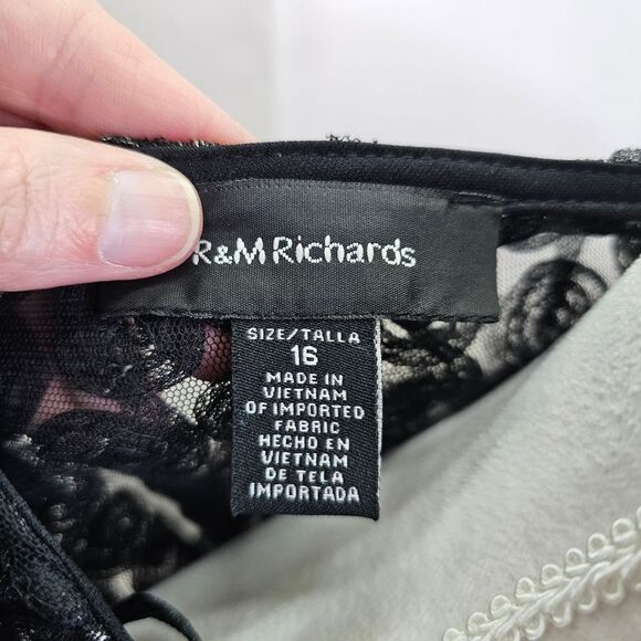 R&M Richards Black/Silver Floral Bolero Style Dressy Jacket Size 16 - Picture 6 of 11